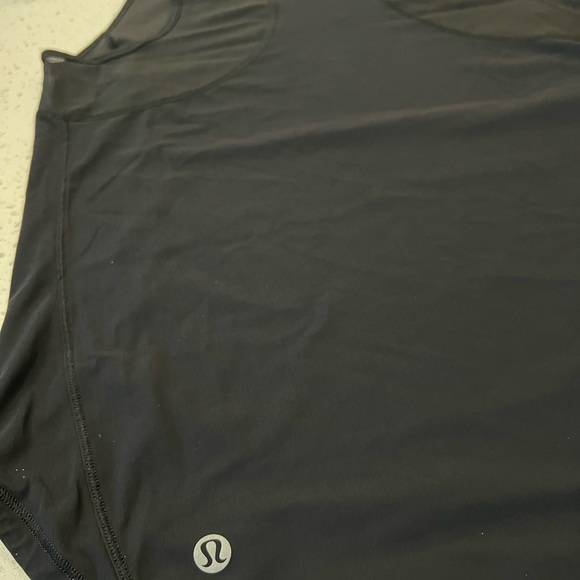 Lululemon black mesh tank top size 4 . - Picture 4 of 8